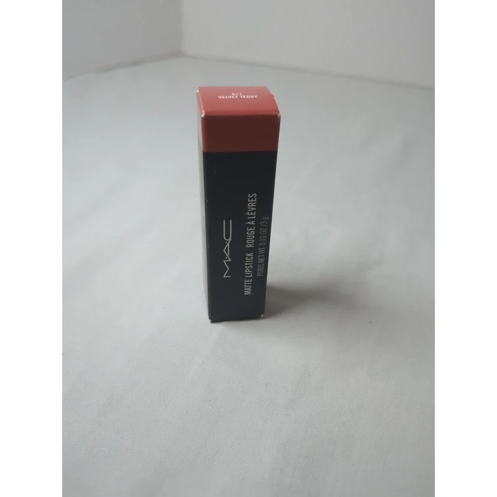 Mac Matte Lipstick Rouge A Levres Velvet Teddy 617 New in Box